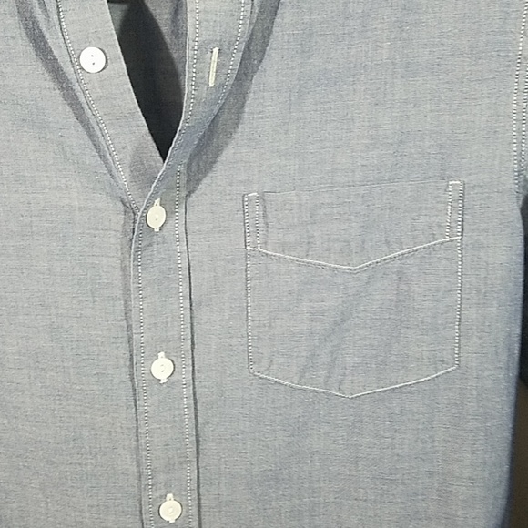 J Crew - Chambray Light Weight Button Down - Picture 5 of 8